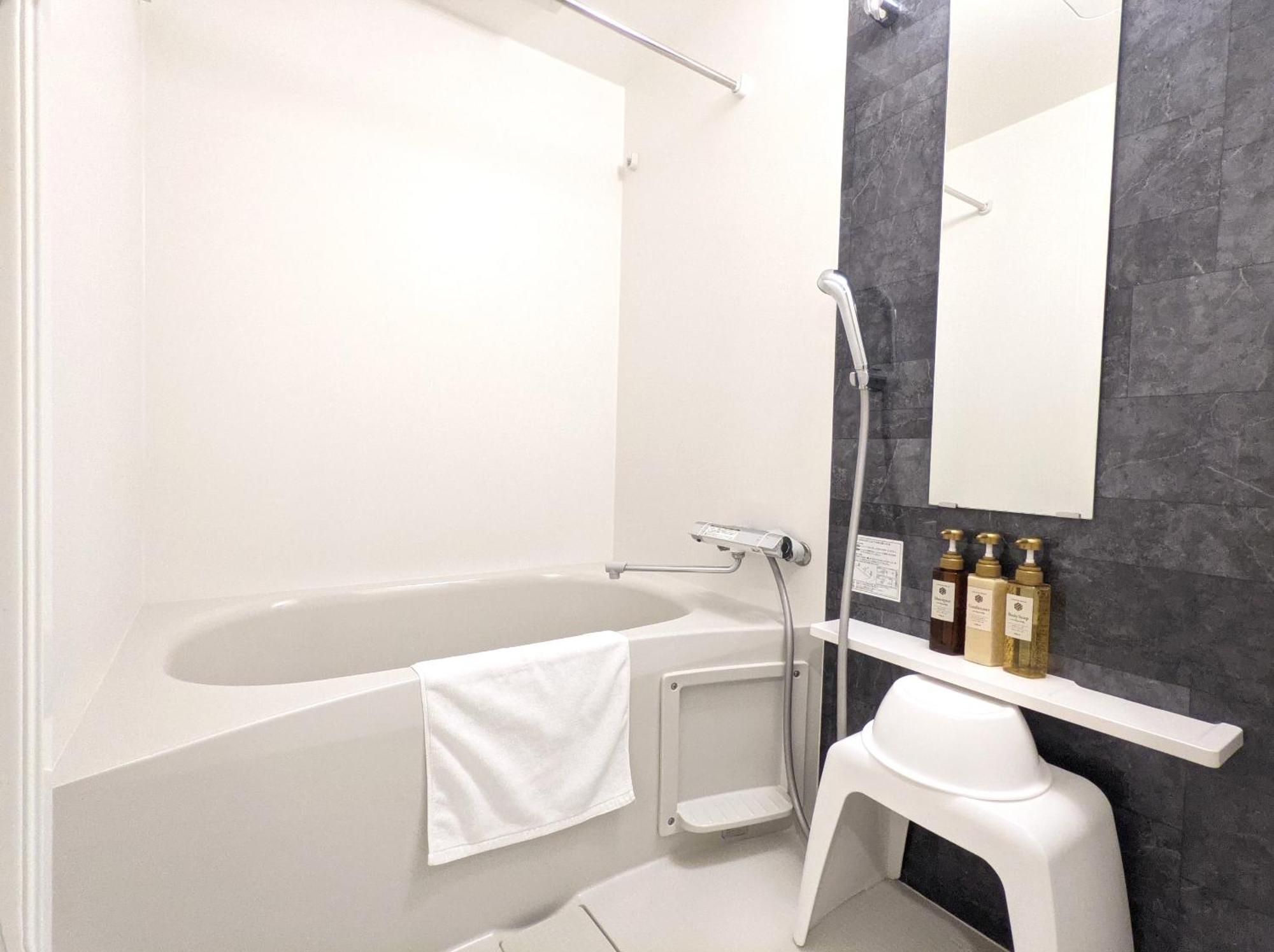 Eslead Hotel Osaka Nipponbashi Exteriör bild