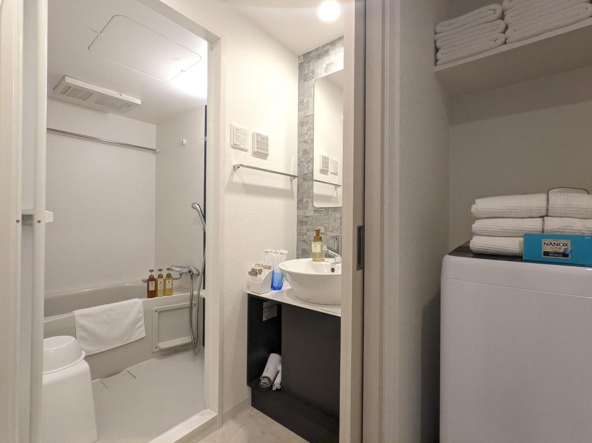 Eslead Hotel Osaka Nipponbashi Exteriör bild